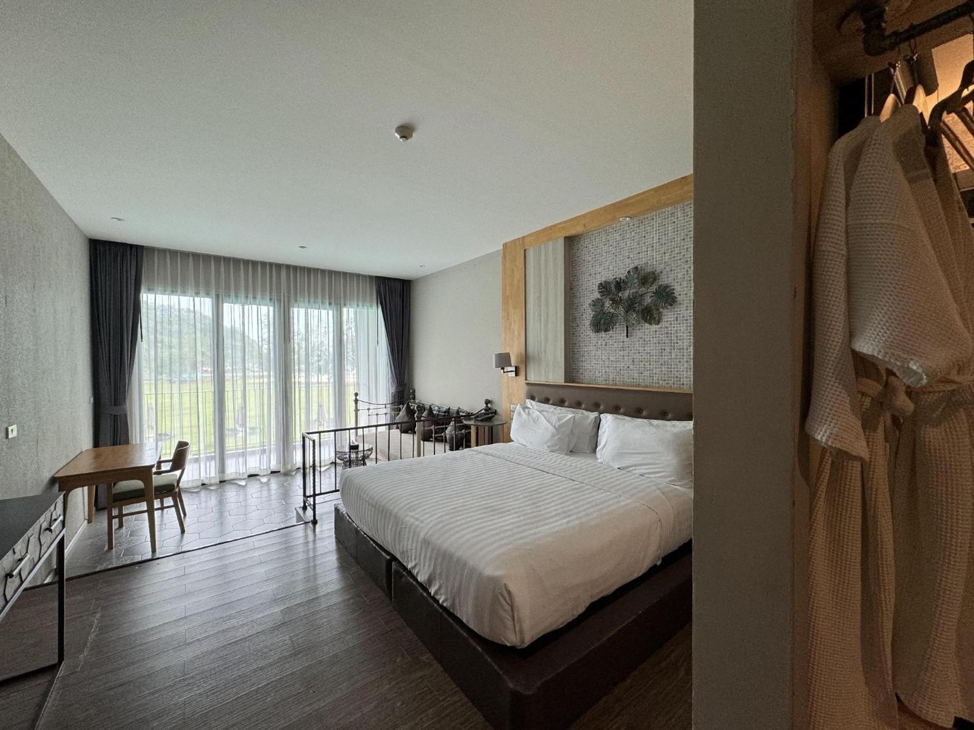 La Isla Pranburi Beach Resort Sam Roi Yot Exteriér fotografie