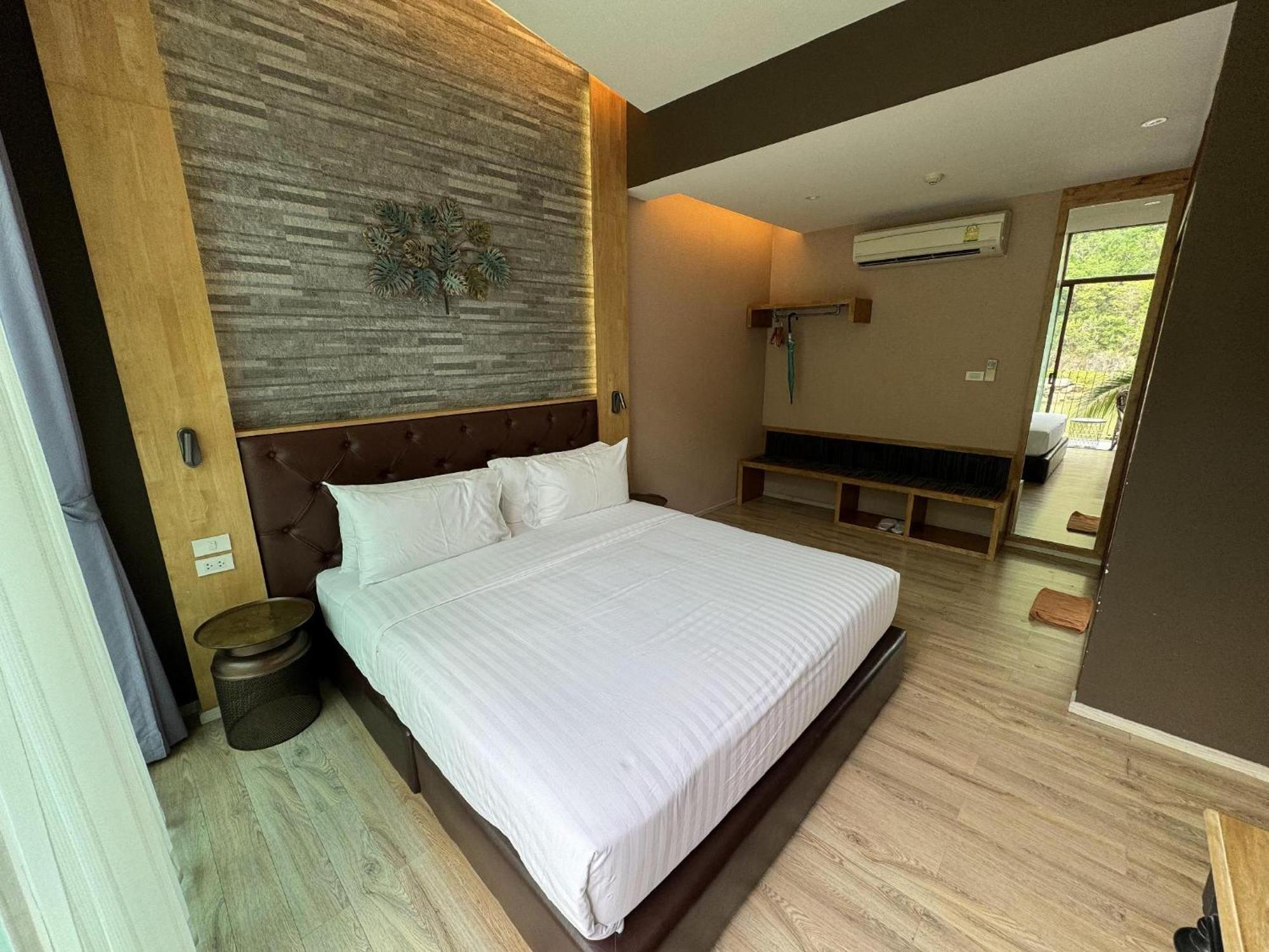 La Isla Pranburi Beach Resort Sam Roi Yot Exteriér fotografie